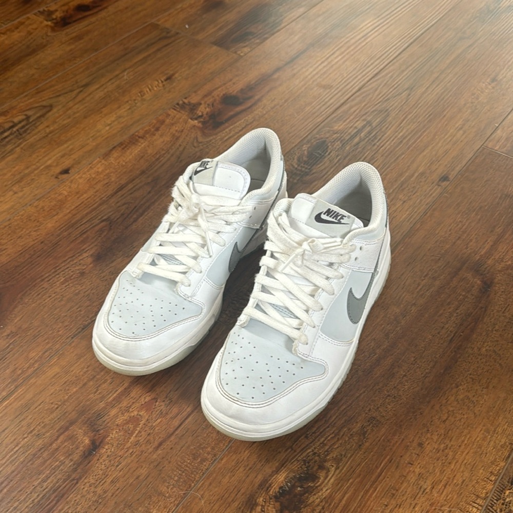 Nike dunk low, size 7Y, fits women 8.5